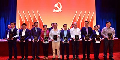 申博官网精机荣获新桥街路产值和纳税企业称号